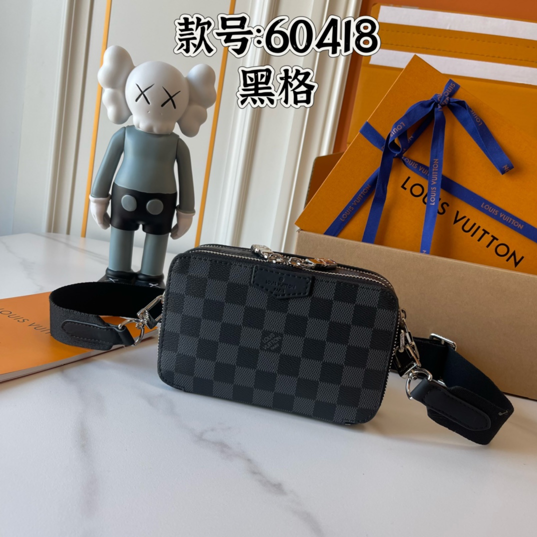 LV bag 819